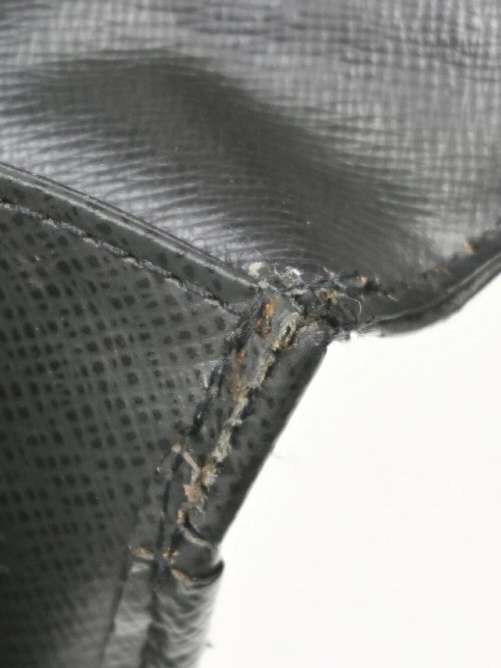 Louis Vuitton Taiga Angara Ardoise Black - Picture 12 of 14